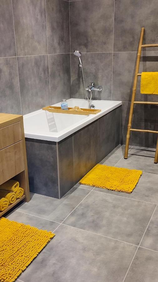 Ltm Apartman Spišská Nová Ves Eksteriør billede